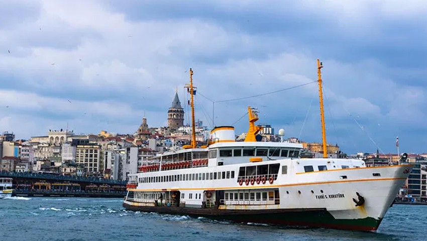 İstanbul'da deniz ulaşımına lodos engeli