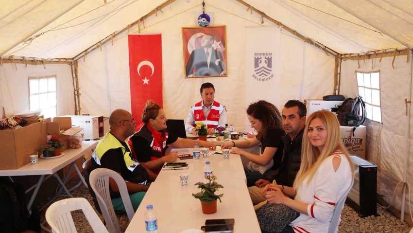 Bodrum Belediyesi'nin Hatay Arsuz Dostluk Kenti iyi kamp örneği oldu