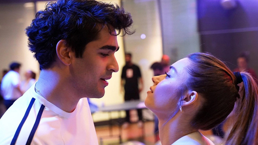 Bomba iddia: Mert Ramazan Demir ve Afra Saraçoğlu ayrıldı mı?