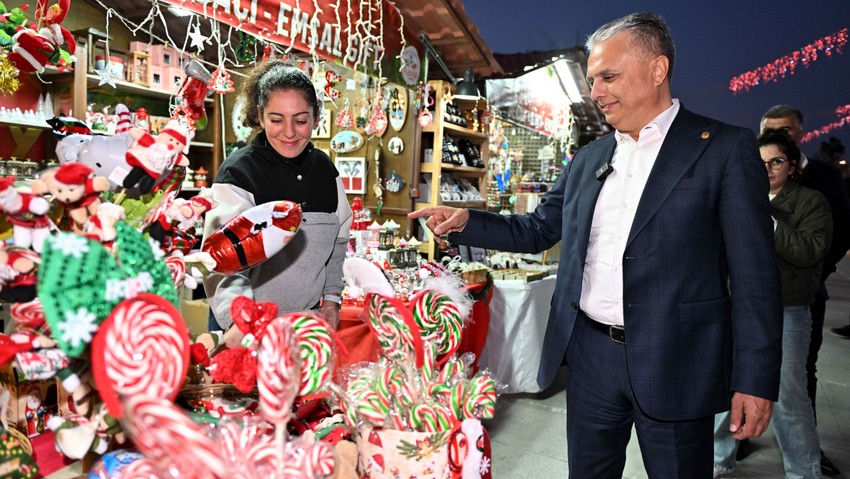 Muratpaşa Belediye Başkanı Uysal, Yeni Yıl Çarşısı'nı ziyaret etti