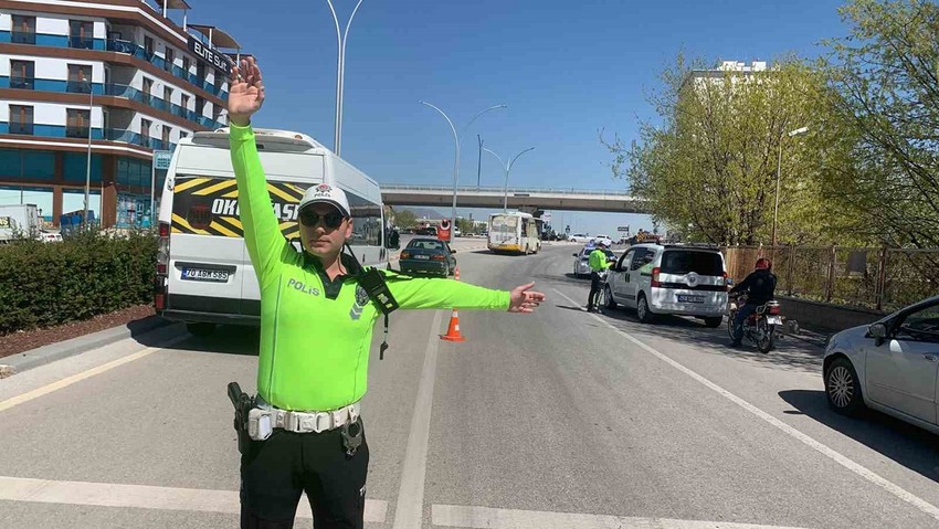 Bayram tatilinde yola çıkacaklar dikkat!
