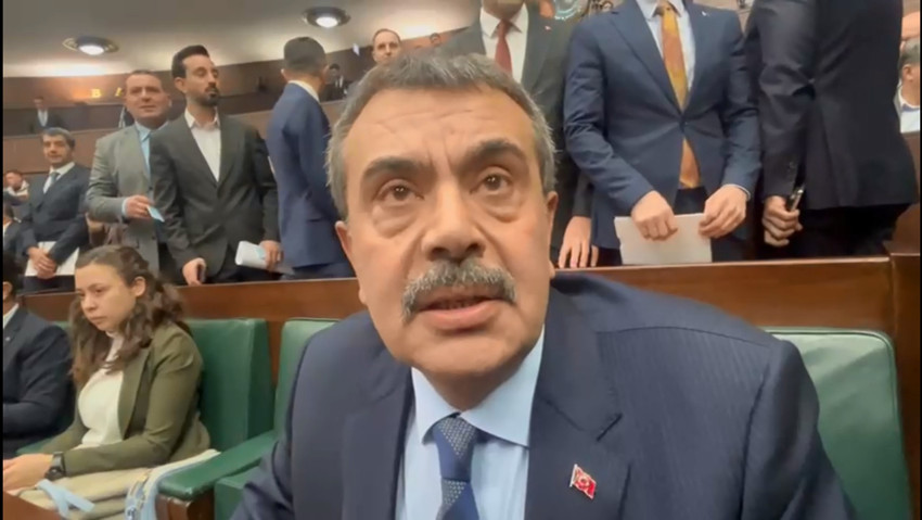 Bakan Tekin dudak uçuklatan özel okul ücretlerini böyle savundu