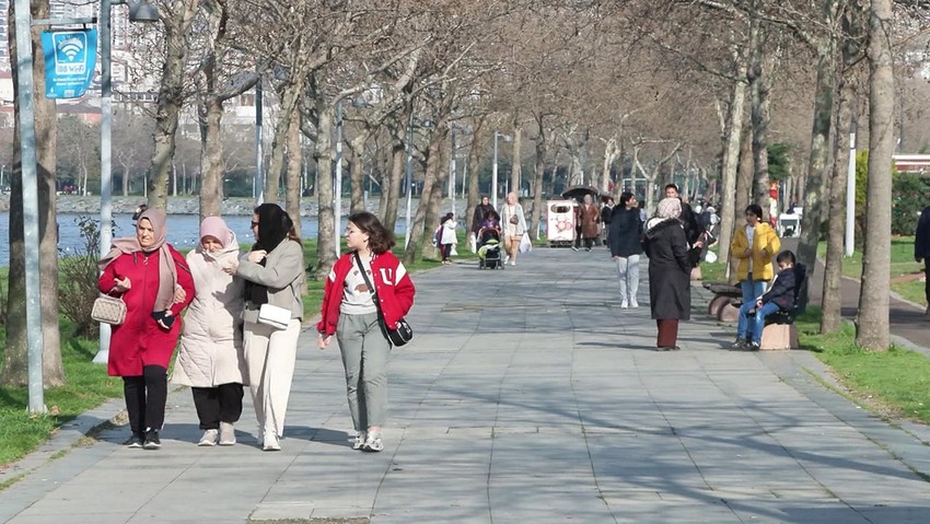 İstanbul'da ''Bu nasıl kış?'' dedirten bir gün