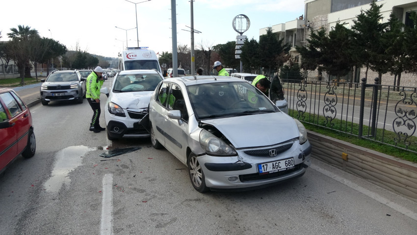 Çanakkale Belediye Başkanı trafik kazası geçirdi