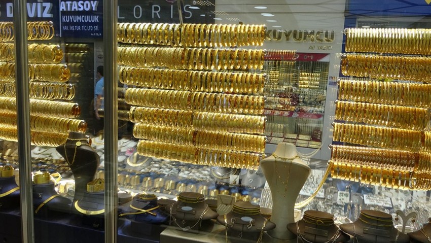 Belediye ''başkan tarafından düğünlerde takılmak üzere'' altın aldı!