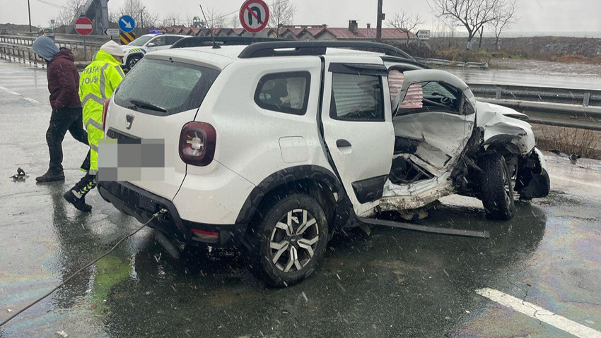 Kaza yapan CHP'li Milletvekili hastaneye kaldırıldı