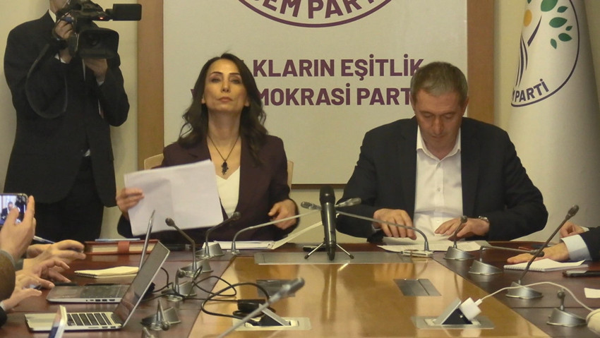 Teröristbaşı Öcalan'ın çağrısında olay olacak ayrıntılar; sekreterya bile istedi