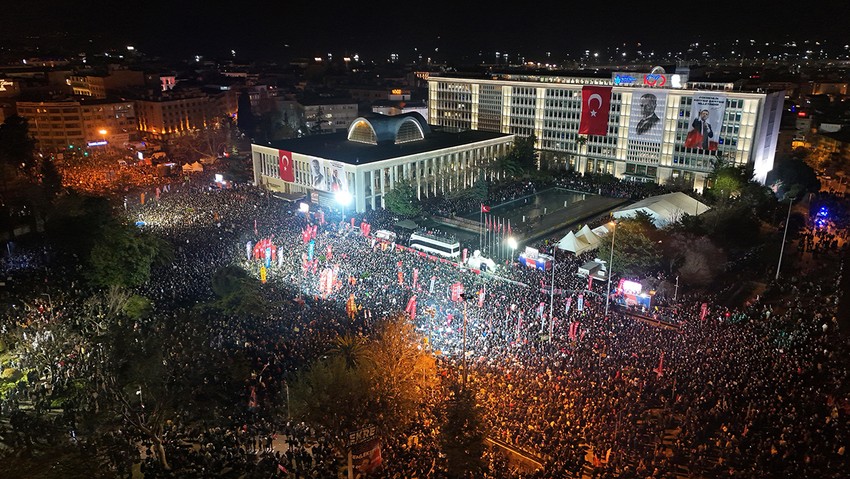 Cezaevindeki İmamoğlu'ndan Saraçhane'de toplanacak vatandaşlara mesaj var