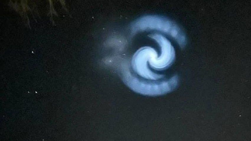 Gökyüzünde gizemli görüntü... Türkiye'den de görüldü