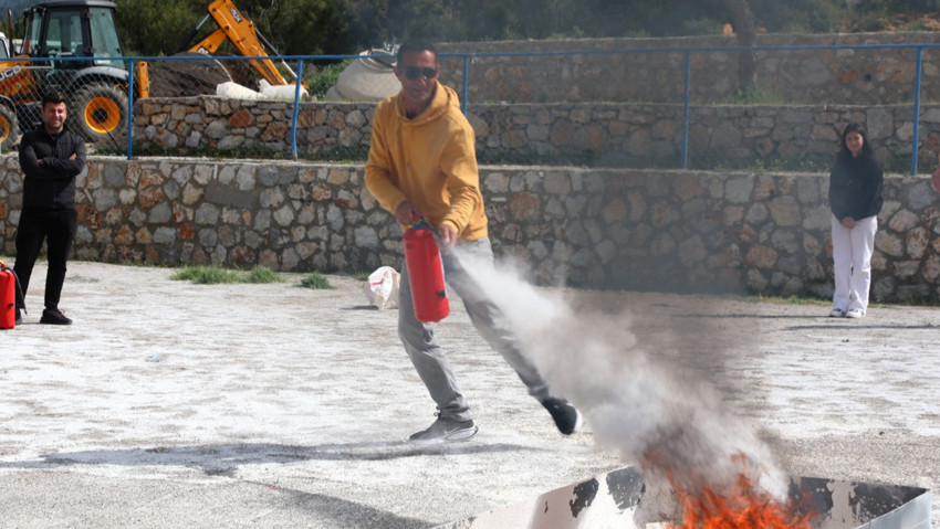 Bodrum Belediyesi, yangın eğitimlerine devam ediyor