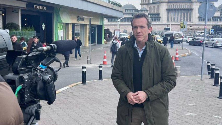 Protesto gösterileri sırasında gözaltına alınan BBC muhabiri sınır dışı edildi
