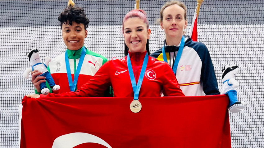 Türkiye'nin özel sporcusu Esra Bayrak, 10. kez Avrupa şampiyonu