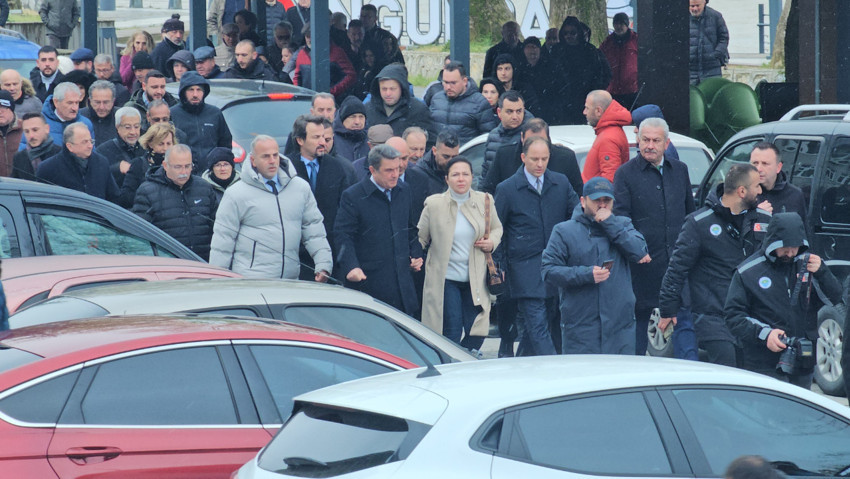 CHP'li bir belediye başkanı daha ifade verdi