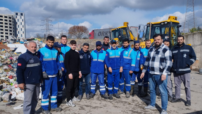 İstanbul'da yanlışlıkla çöpe atılan 100 bin TL'yi belediye ekipleri buldu