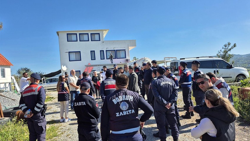 Türkiye'nin tatil cennetinde hazine arazisine villa dikmişler! - Resim: 1
