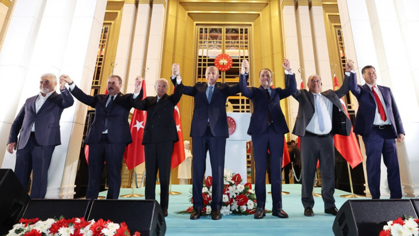 İktidar ortağı HÜDA PAR LGBT’ler için hapis istedi!