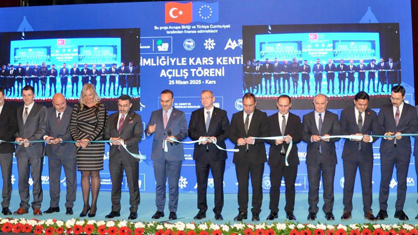 Bakan Kacır: Turizm gelirlerinde yeni bir rekora imza attık