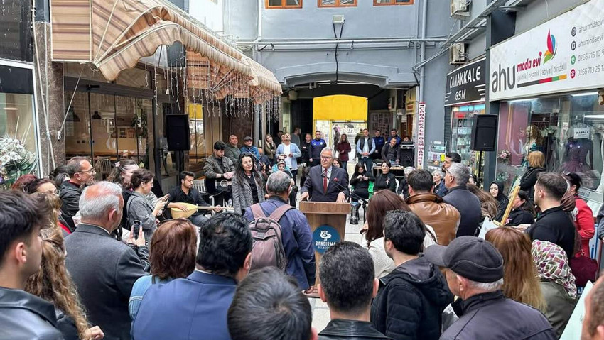 Bandırma'da Yalnız Değilsiniz sergisiyle Yaşlılar Haftası'na anlamlı dokunuş