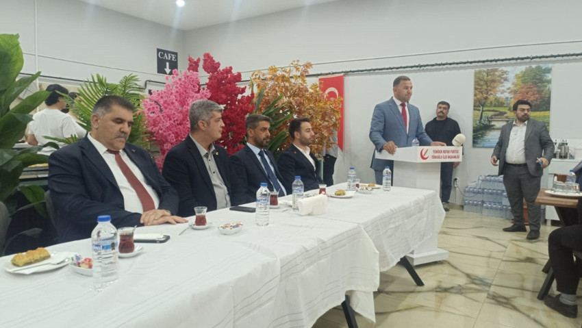 Yeniden Refah Partisi'nde toplu istifa