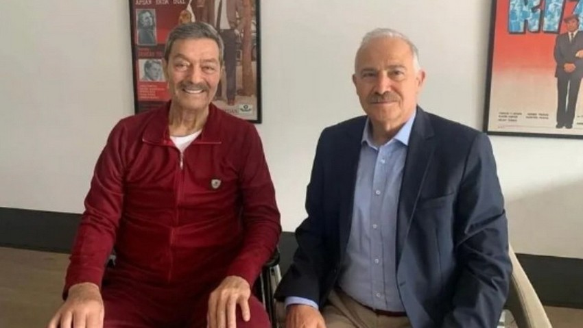Tedavisi devam eden Kadir İnanır'ın son hali ortaya çıktı