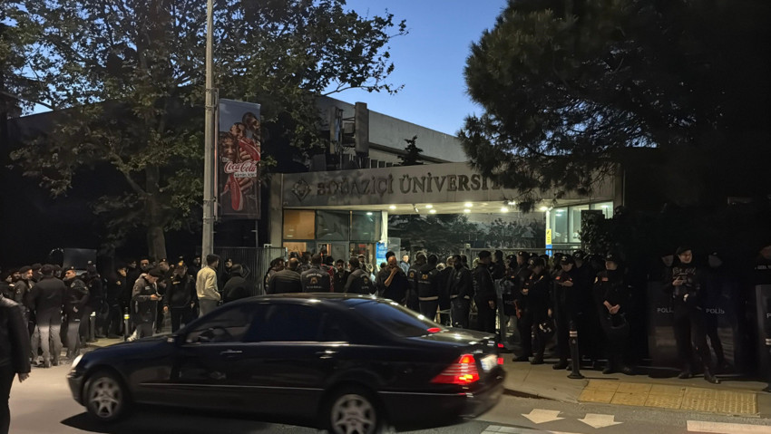 Boğaziçi Üniversitesi'ndeki protestolarda 4 öğrenci tutuklandı