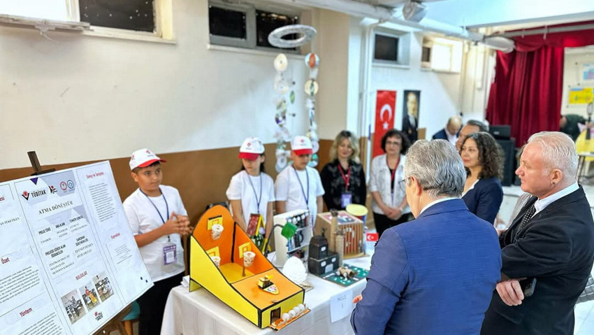 Bandırma Belediye Başkanı Dursun Mirza, TÜBİTAK 4006 Bilim Fuarı’na Katıldı