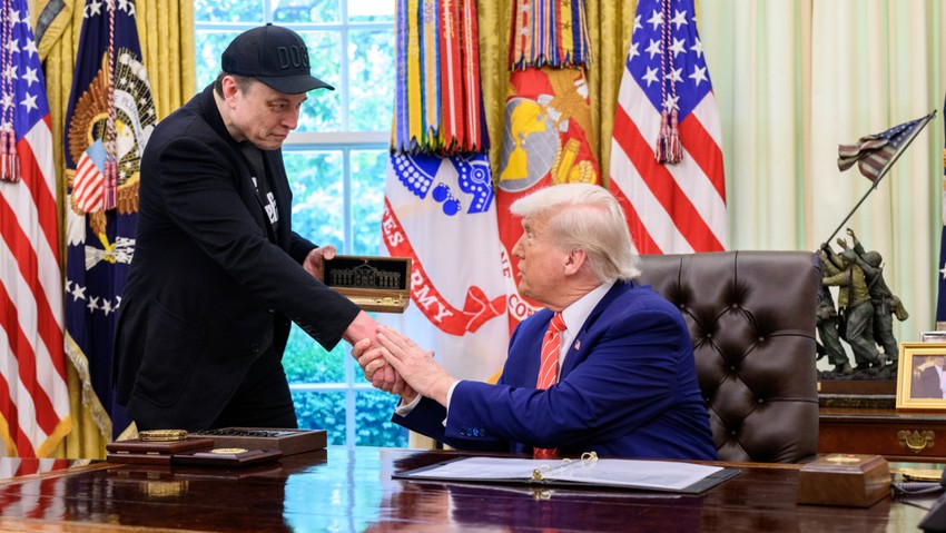 Trump'a rest çeken Elon Musk'tan geri adım
