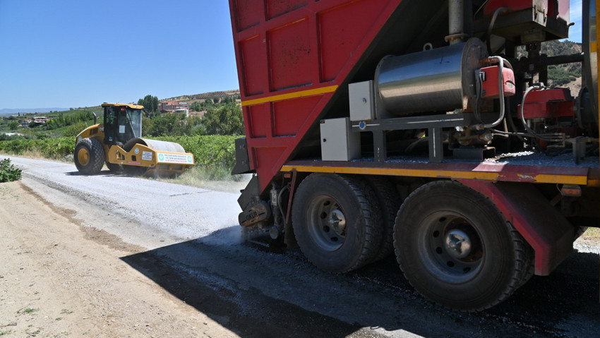 Manisa'da Sözler Tutuluyor Yollar Yenileniyor