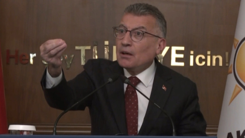 AK Partili Güler'den gazetecilere zeytinlik fırçası: ''Ya  şu AK Parti'ye bir teşekkür edin''