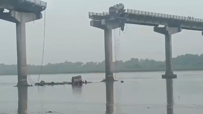 Köprüde facia: Çok sayıda ölü ve yaralı var