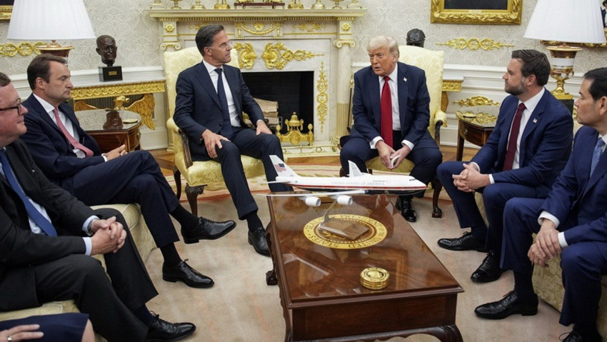 Trump ''şov'' sürüyor: Rusya'yı tehdit etti, İran'dan sonraki hedefi işaret etti!