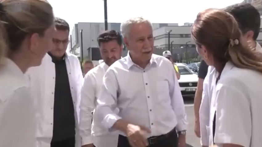 Bülent Arınç'tan dikkat çeken ziyaret