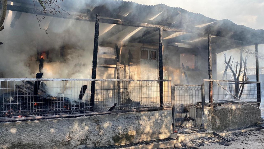 Bolu'da 12 yapı küle döndü; kundaklama şüphesi var - Resim: 2