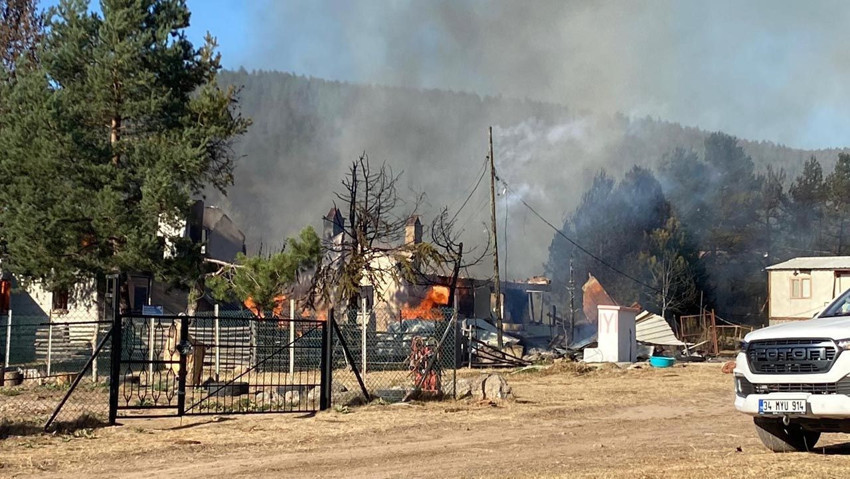 Bolu'da 12 yapı küle döndü; kundaklama şüphesi var - Resim: 3