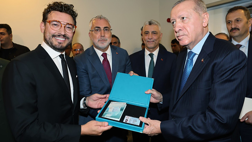 Ünlü şef Danilo Zanna'ya ''Turkuaz Kart'' verildi