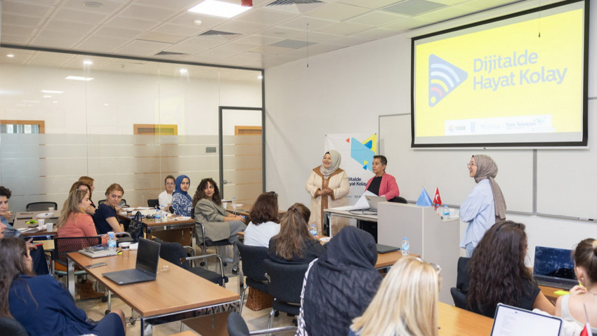 Türk Telekom'un hibe desteğiyle kadın girişimciler dijital dünyada büyüyor