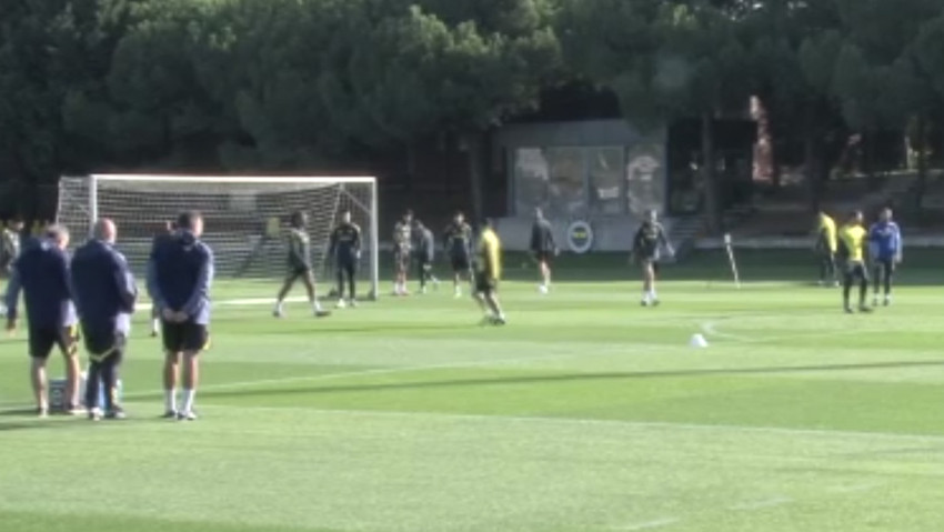 Fenerbahçe'de Nice maçı öncesi sakatlık şoku! Ayak başparmağı kırıldı