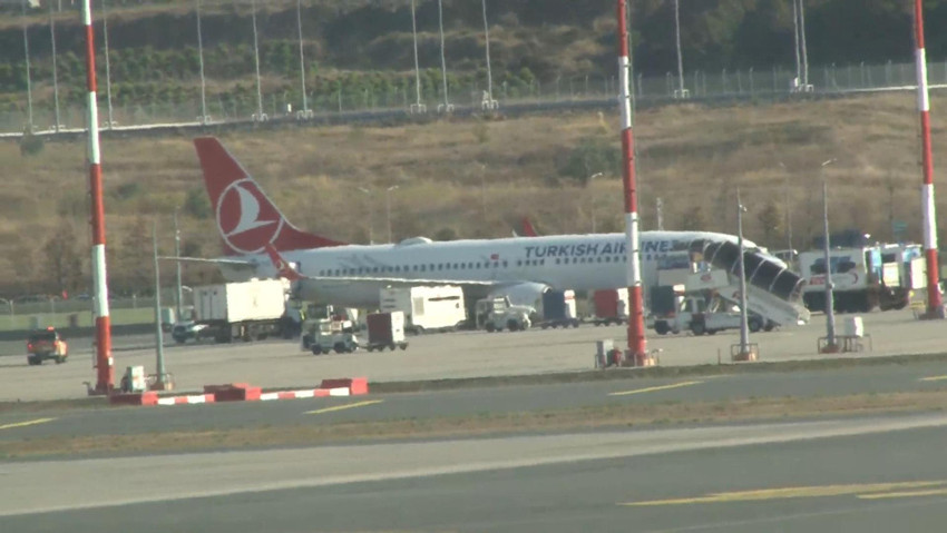 İsrail'in alıkoyduğu Türk vatandaşları yurda döndü