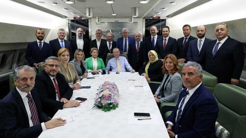 Cumhurbaşkanı Erdoğan'ın uçağında dikkat çeken isim Hülya Koçyiğit'in kızı...