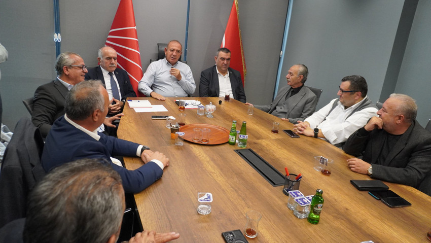 Gürsel Tekin'e dikkat çeken destek ziyareti