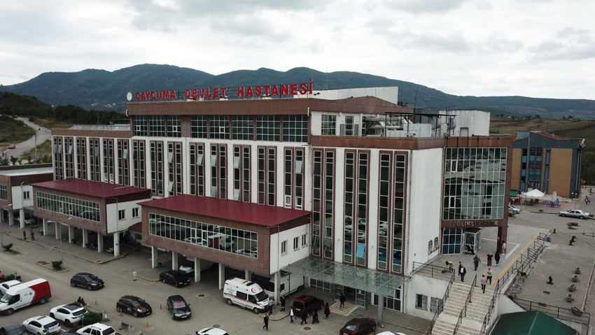 Karın ağrısıyla hastaneye giden 16 yaşındaki kız çocuğu doğum yaptı, bebek hayatını kaybetti