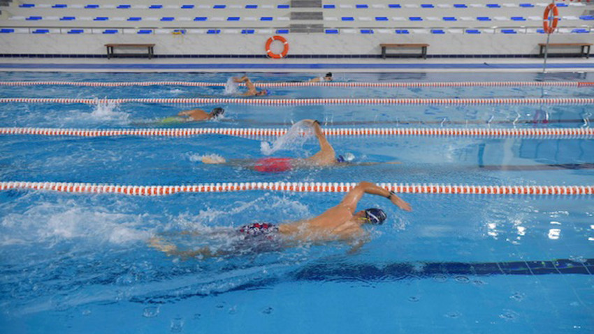 Ankara'da Sincan Atatürk Yüzme Havuzu ve Spor Kompleksi yoğun ilgi görüyor