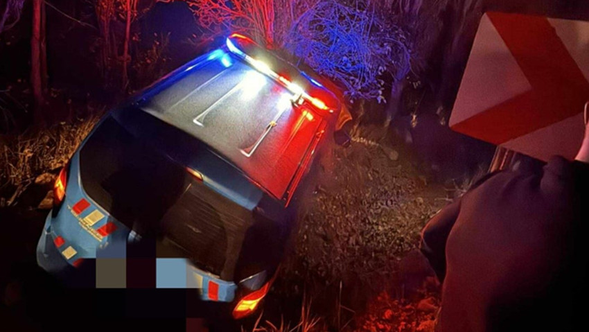 Askeri araç şarampole uçtu: Yaralılar var!