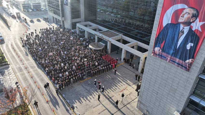 Ankara'da da hayat 1 dakikalığına durdu