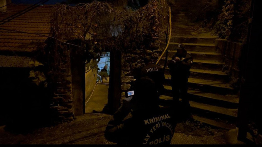 Bahçede dehşet: Evinden çıkan kadın cesetle karşılaştı - Resim: 3