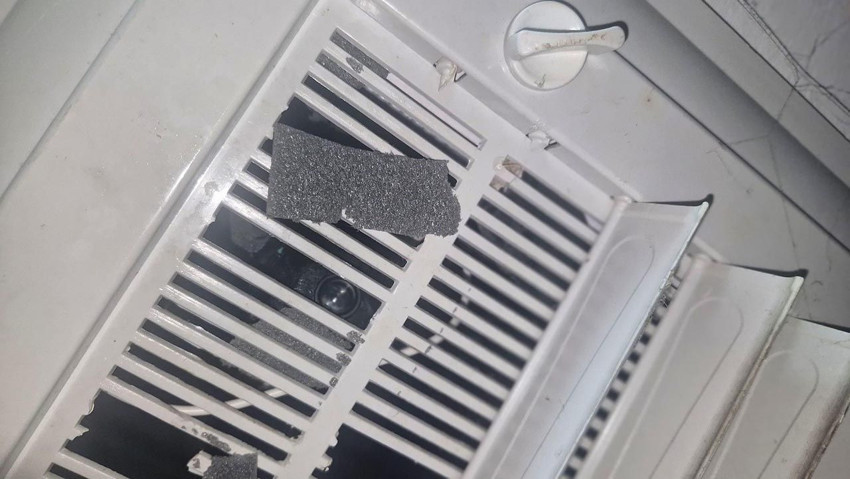 İstanbul'da bir firmanın kadınlar tuvaletinden gizli kamera çıktı - Resim: 1