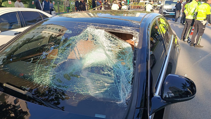 Yaya geçidince bir çocuğa çarpıp öldüren trafik canavarı aracını bırakıp kaçtı - Resim: 4
