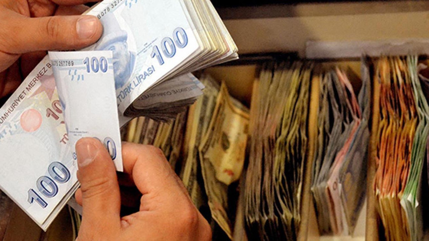 Bankacılık devinden Dolar/TL ve asgari ücret tahmini