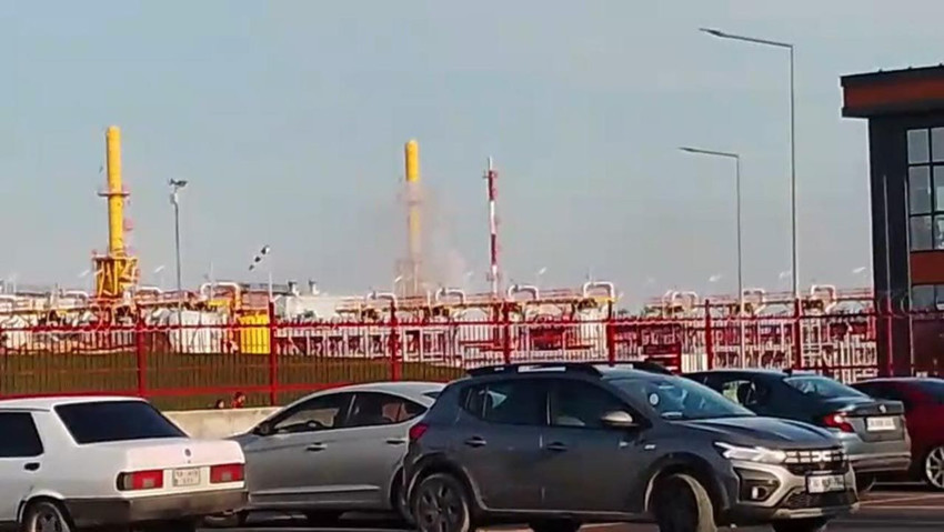 İstanbul'da doğalgaz tesisinde korkutan yangın - Resim: 2