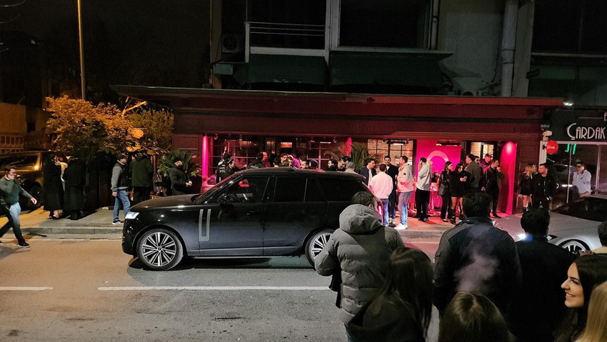 İstanbul'un ünlü eğlence mekanlarına polis baskını: Ünlü isimler gözaltında - Resim: 3